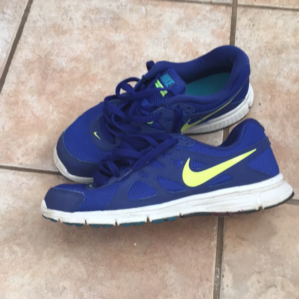 Men’s Nike sneakers - Picture 1 of 2